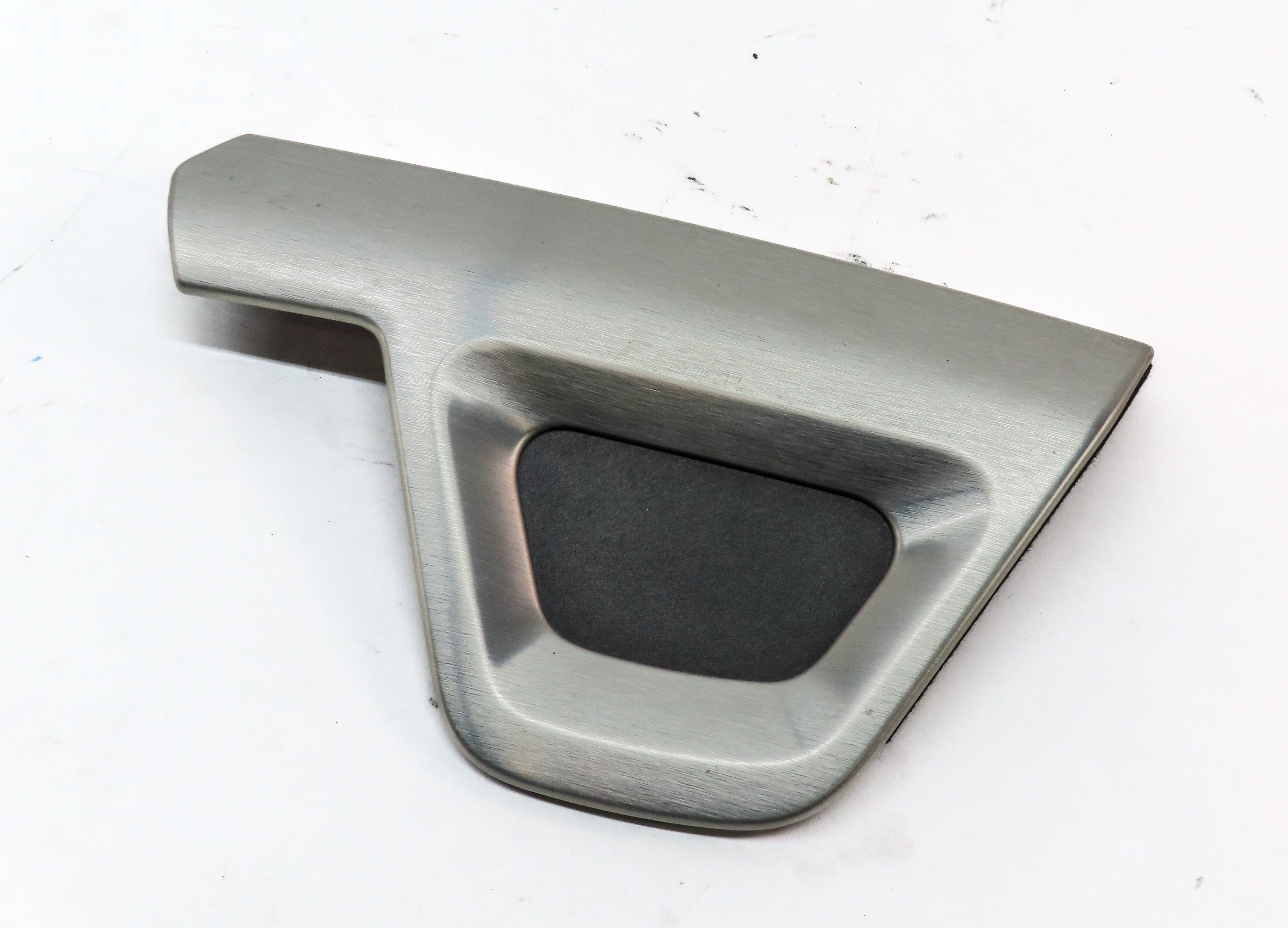 2014 LAND RANGE ROVER (L405) FRONT LEFT DRIVER CENTER CONSOLE TRIM (ALUMINUM) — exact item pictured